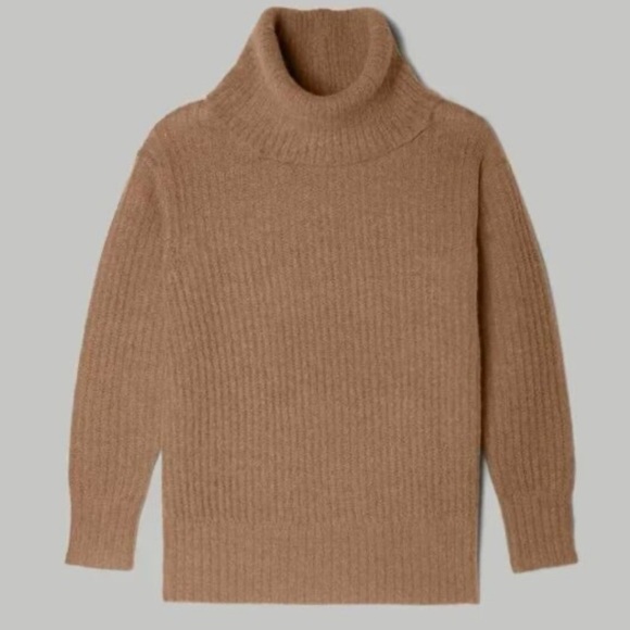 EVERLANE The Alpaca Oversized Ribbed Turtleneck Sweater - Picture 4 of 12